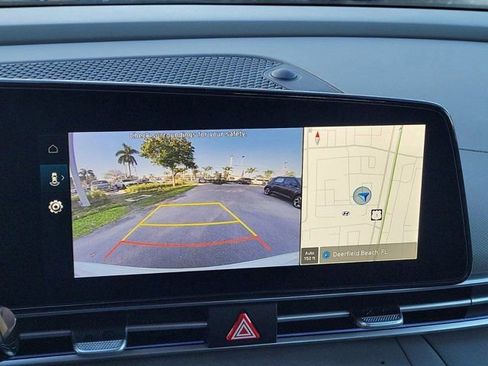 New 2025 Hyundai Elantra SEL FWD image 27