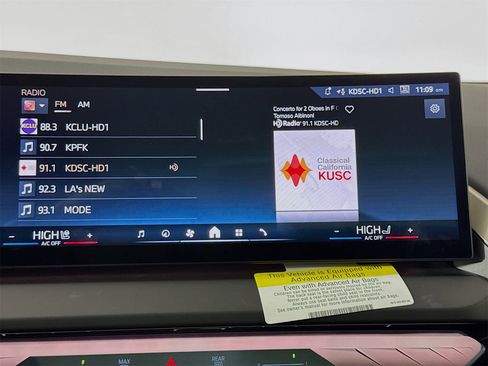 Used 2025 BMW X3 xDrive30i w/ Convenience Package image 12