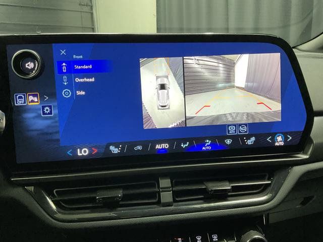 Used 2026 Chevrolet Equinox EV RS FWD image 25