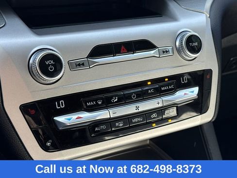 Used 2021 Ford Explorer XLT w/ Equipment Group 202A image 24