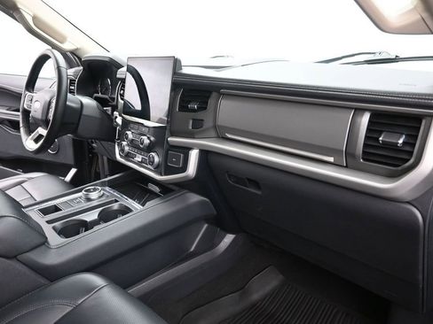 Used 2024 Ford Expedition Max XLT RWD image 24
