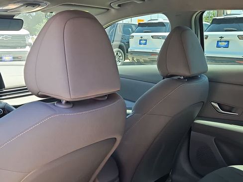 Used 2024 Hyundai Elantra SEL FWD image 16