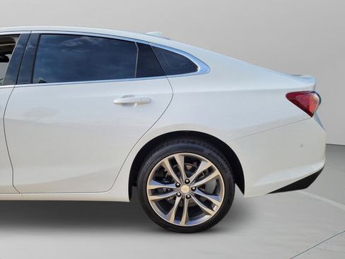 New 2025 Chevrolet Malibu LT image 17