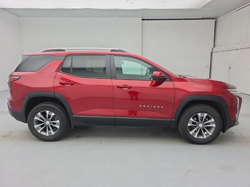 Used 2025 Chevrolet Equinox LT w/ Convenience Package II AWD/4WD image 13