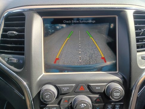 Used 2015 Jeep Grand Cherokee Limited w/ Trailer Tow Group IV AWD/4WD image 29