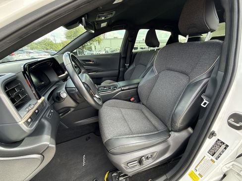 Used 2024 Toyota Crown XLE image 13