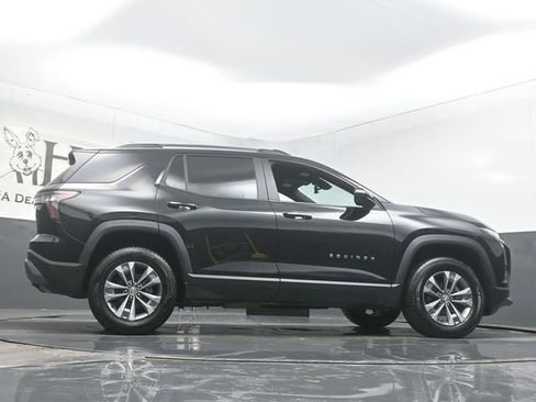 Used 2025 Chevrolet Equinox LT w/ Convenience Package II image 52