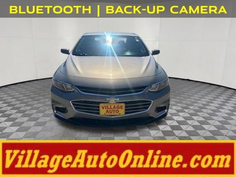 Used 2017 Chevrolet Malibu LT FWD image 6