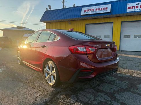 Used 2017 Chevrolet Cruze Premier image 4