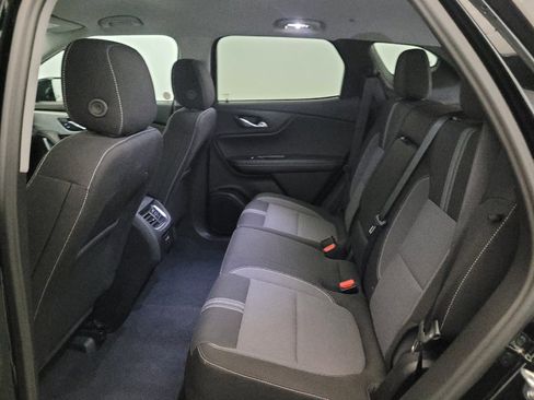 Used 2025 Chevrolet Blazer LT FWD image 18