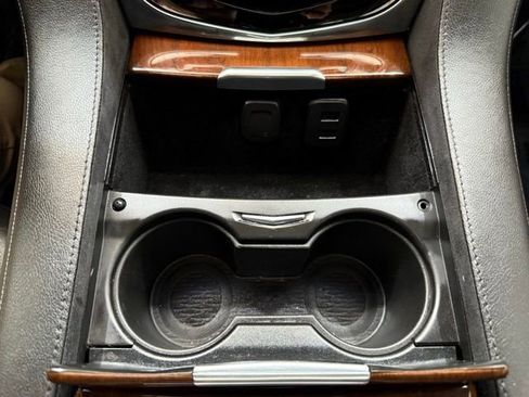 Used 2018 Cadillac Escalade Premium Luxury image 43