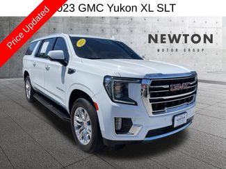 Used 2023 GMC Yukon XL SLT AWD/4WD video 1