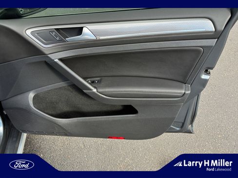 Used 2017 Volkswagen Golf Alltrack SE image 16