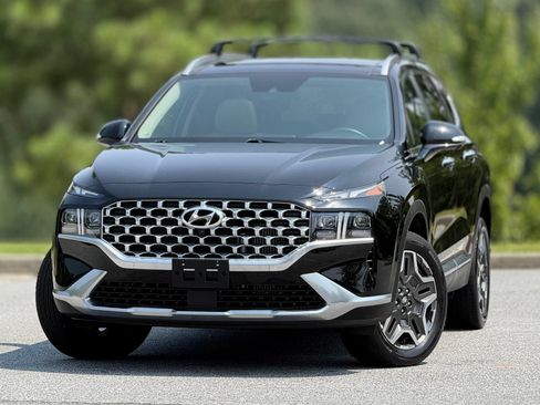 Used 2021 Hyundai Santa Fe Limited AWD/4WD image 2