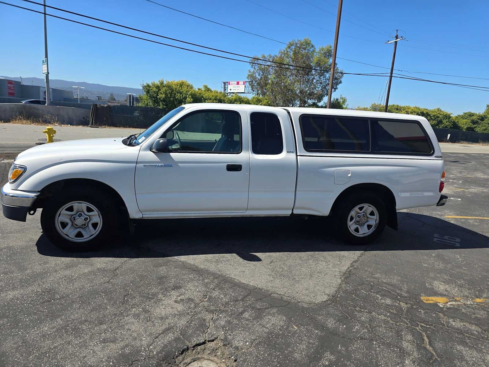 Used 2004 Toyota Tacoma 2WD Xtracab image 6