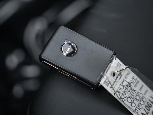 New 2026 Volvo XC90 B6 Plus w/ Protection Package Premier image 42