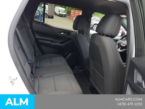 Used 2025 Chevrolet Equinox LT FWD image 17