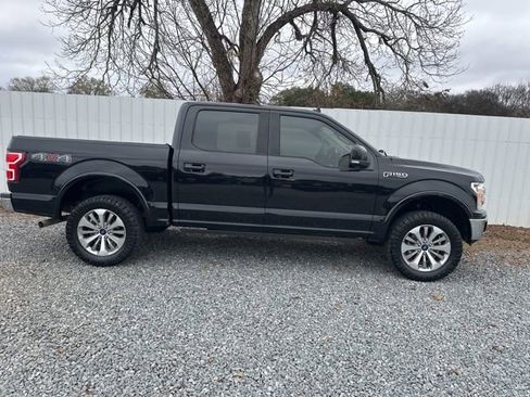 Used 2019 Ford F150 Lariat image 5