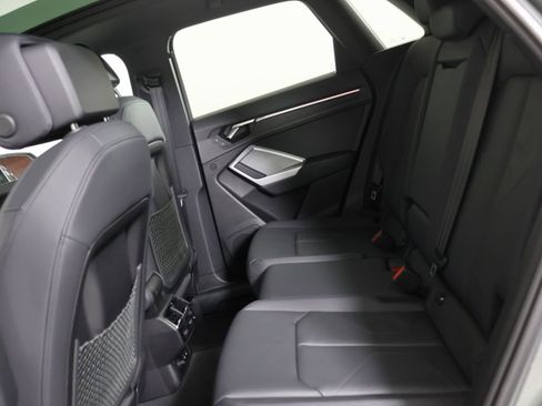 Certified 2025 Audi Q3 2.0T Premium Plus w/ Premium Plus Package image 24