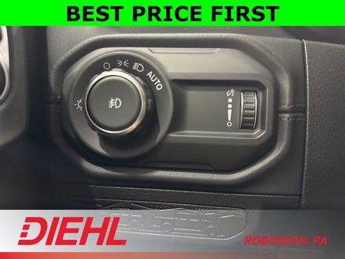 New 2026 Jeep Wrangler Unlimited Sahara AWD/4WD image 23