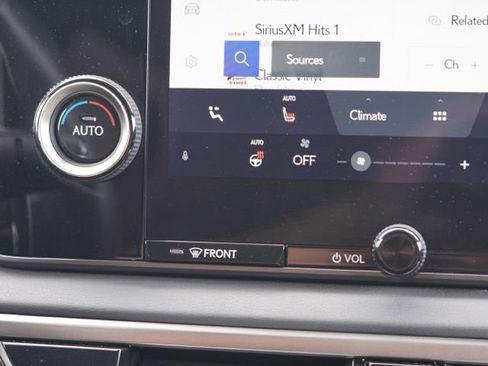 Used 2024 Lexus RX 350 FWD w/ Technology Package image 23