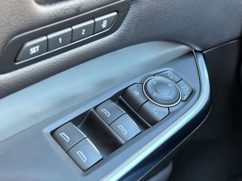 Certified 2023 Cadillac XT4 Premium Luxury w/ Enhanced Visibility Package image 11