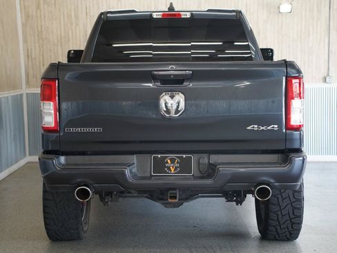 Used 2019 RAM 1500 Big Horn AWD/4WD image 9