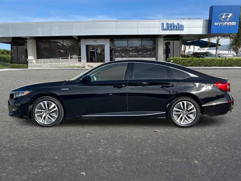 Used 2018 Honda Accord EX image 5