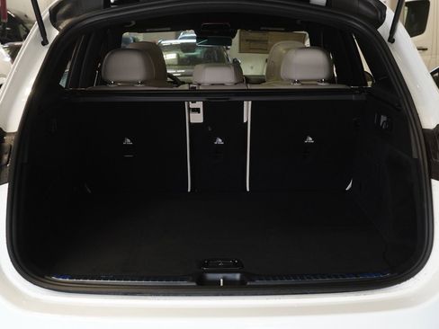 New 2026 Mercedes-Benz GLC 300 4MATIC image 30