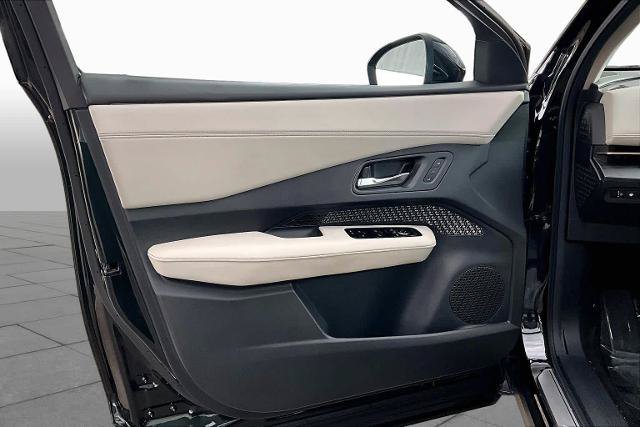 Certified 2023 Nissan Ariya FWD image 21