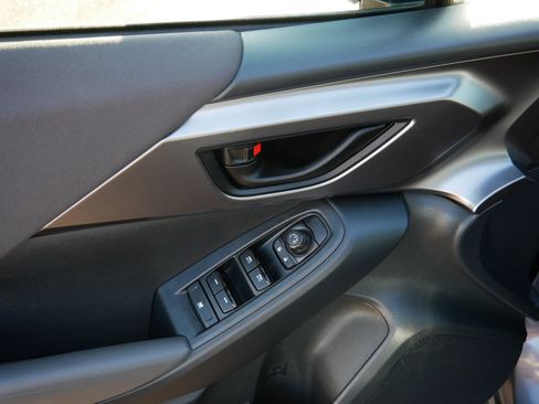 Used 2025 Subaru Impreza 2.0i image 20