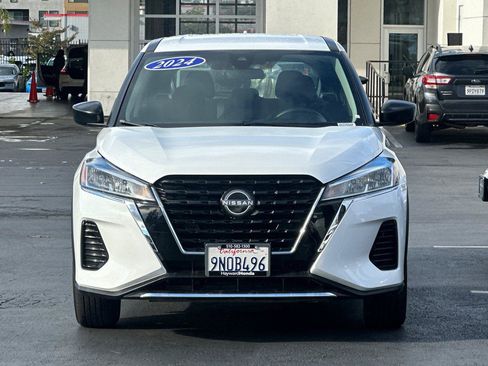 Used 2024 Nissan Kicks S image 8