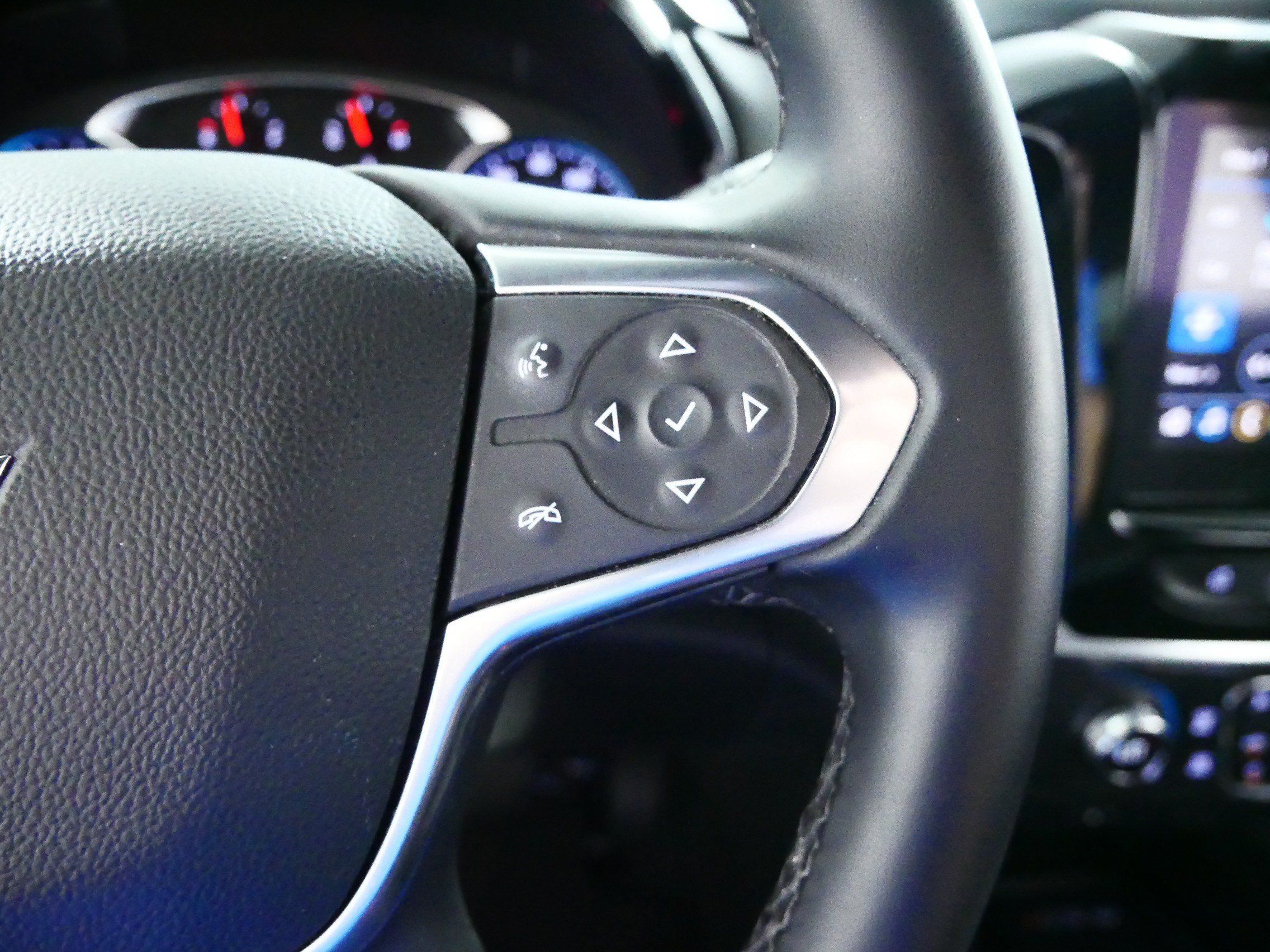 Used 2023 Chevrolet Traverse LT AWD/4WD image 28