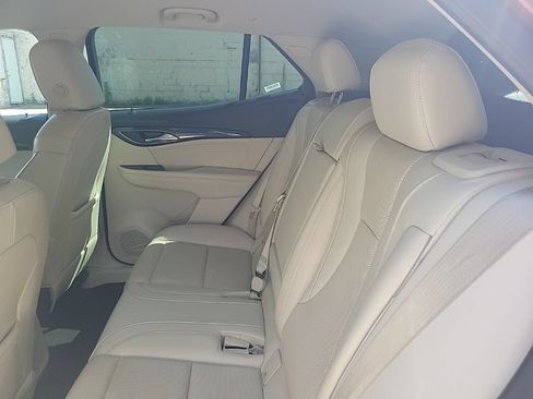 Used 2021 Buick Envision Essence FWD image 42