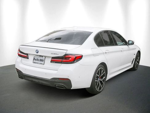 Certified 2023 BMW 530e w/ M Sport Package image 6