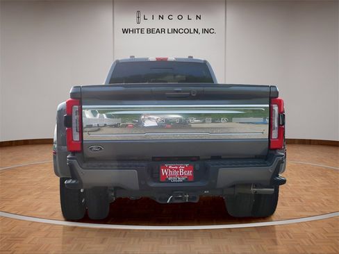 Used 2024 Ford F450 Limited w/ FX4 Off-Road Package image 5