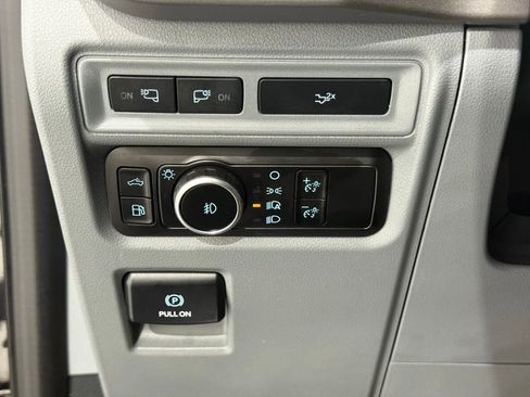 Used 2024 Ford F150 XLT w/ Equipment Group 302A MID image 33