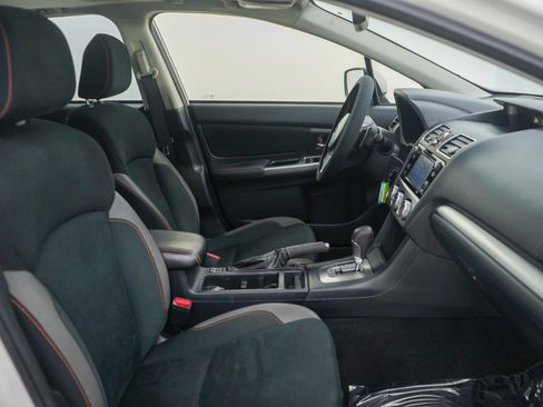 Used 2017 Subaru Crosstrek 2.0i Premium w/ Moonroof Package image 11