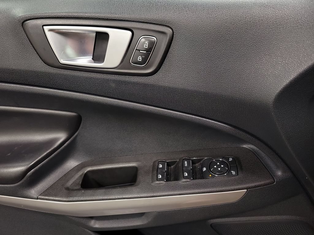 Used 2021 Ford EcoSport Titanium FWD image 28