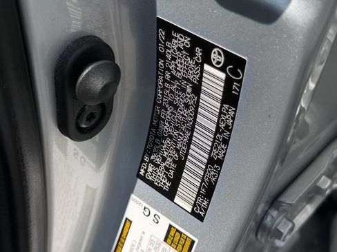 Certified 2022 Toyota Corolla LE FWD image 21