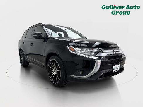 Used 2020 Mitsubishi Outlander LE FWD image 13