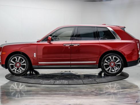 Used 2019 Rolls-Royce Cullinan AWD/4WD image 8