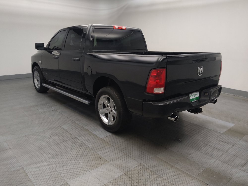 Used 2016 RAM 1500 Express w/ Popular Equipment Group AWD/4WD image 3