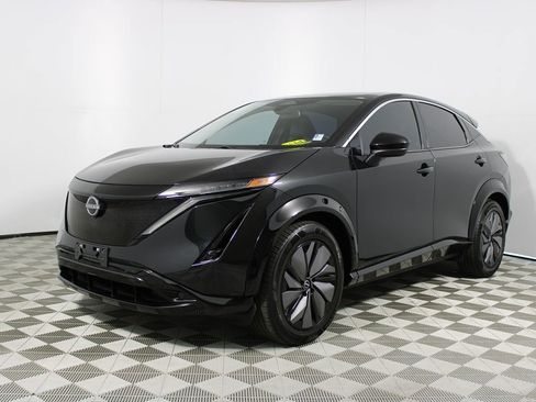 Used 2024 Nissan Ariya FWD image 3