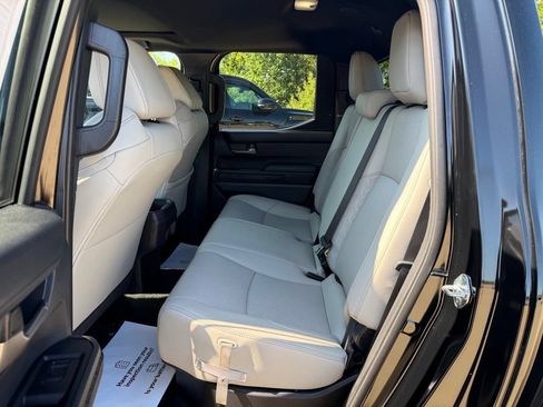 Certified 2025 Toyota Tacoma Limited AWD/4WD image 33