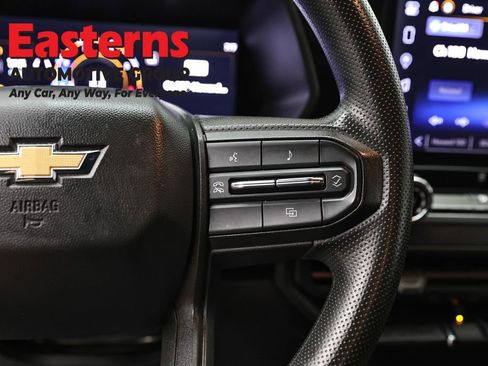 Used 2024 Chevrolet Colorado W/T RWD image 15