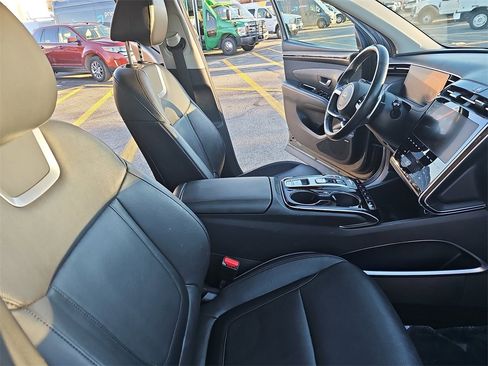 Used 2023 Hyundai Tucson Limited image 10
