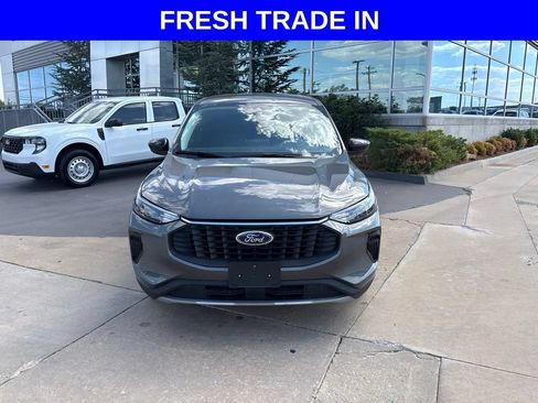 Used 2025 Ford Escape Active FWD image 8