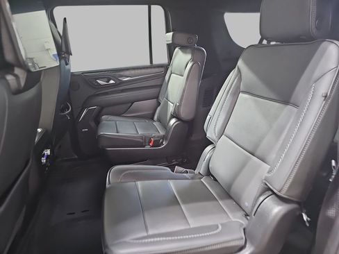 Certified 2024 GMC Yukon XL Denali w/ Advanced Technology Package AWD/4WD image 19