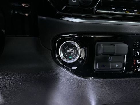 New 2026 Chevrolet Silverado 1500 High Country AWD/4WD image 17